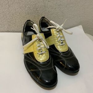 24 HRS just like walking barefoot sneakers patent Shoes Womens Sz 9/40